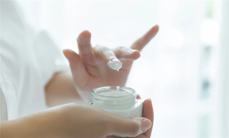 3-O-Ethyl-L-Ascorbic Acid Powder